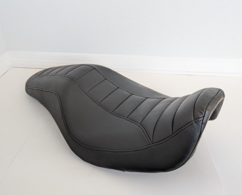 SELLA HARLEY DAVIDSON 51819-07 USATA PER DYNA 07-17