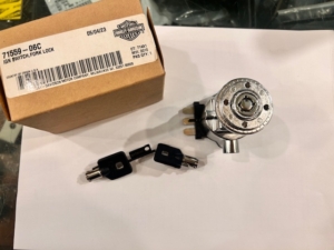 71559-06C IGN SWITCH FORK LOCK FXD Dyna