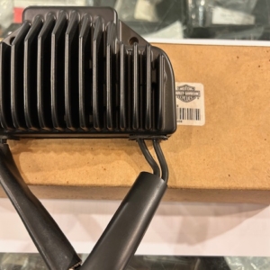 REGOLATORE TENSIONE ORIGINALE HD 74631-06 DYNA 06-07