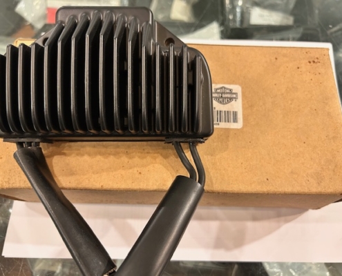 REGOLATORE TENSIONE ORIGINALE HD 74631-06 DYNA 06-07