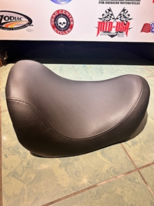 SELLA HARLEY DAVIDSON 52383-07 PER VRSCA V-ROD 08-10