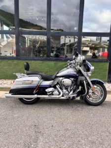 HARLEY DAVIDSON FLHTCUSE ULTRA LIMITED CVO 2009