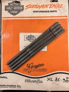 KIT ASTE REGOLABILI SCREAMIN EAGLE 17901-86 NOS KIT ASTE REGOLABILI SCREAMIN EAGLE 17901-86 NOS