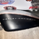089 Garage - Serbatoio Harley Davidson XL1200N Nightster 61399-07COW BRILLIANT SILVER DENIM (2-TONE) usato