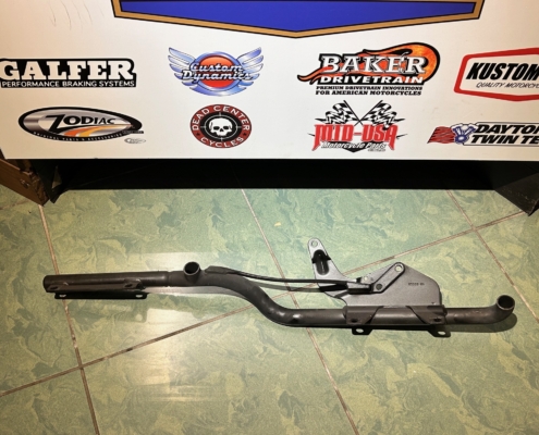 STAFFA SCARICO HD OEM 65339-04 XL Sportster 04-13 usata