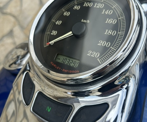 089 Garage - 2011 HERITAGE SOFTAIL CLASSIC FLSTC blu 3