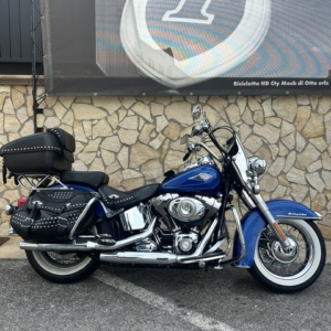 089 Garage - 2011 HERITAGE SOFTAIL CLASSIC FLSTC BLUE PEARL