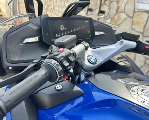 089 Garage - BMW R 1250 RT 2024 Racing blue metallic 3074km 5